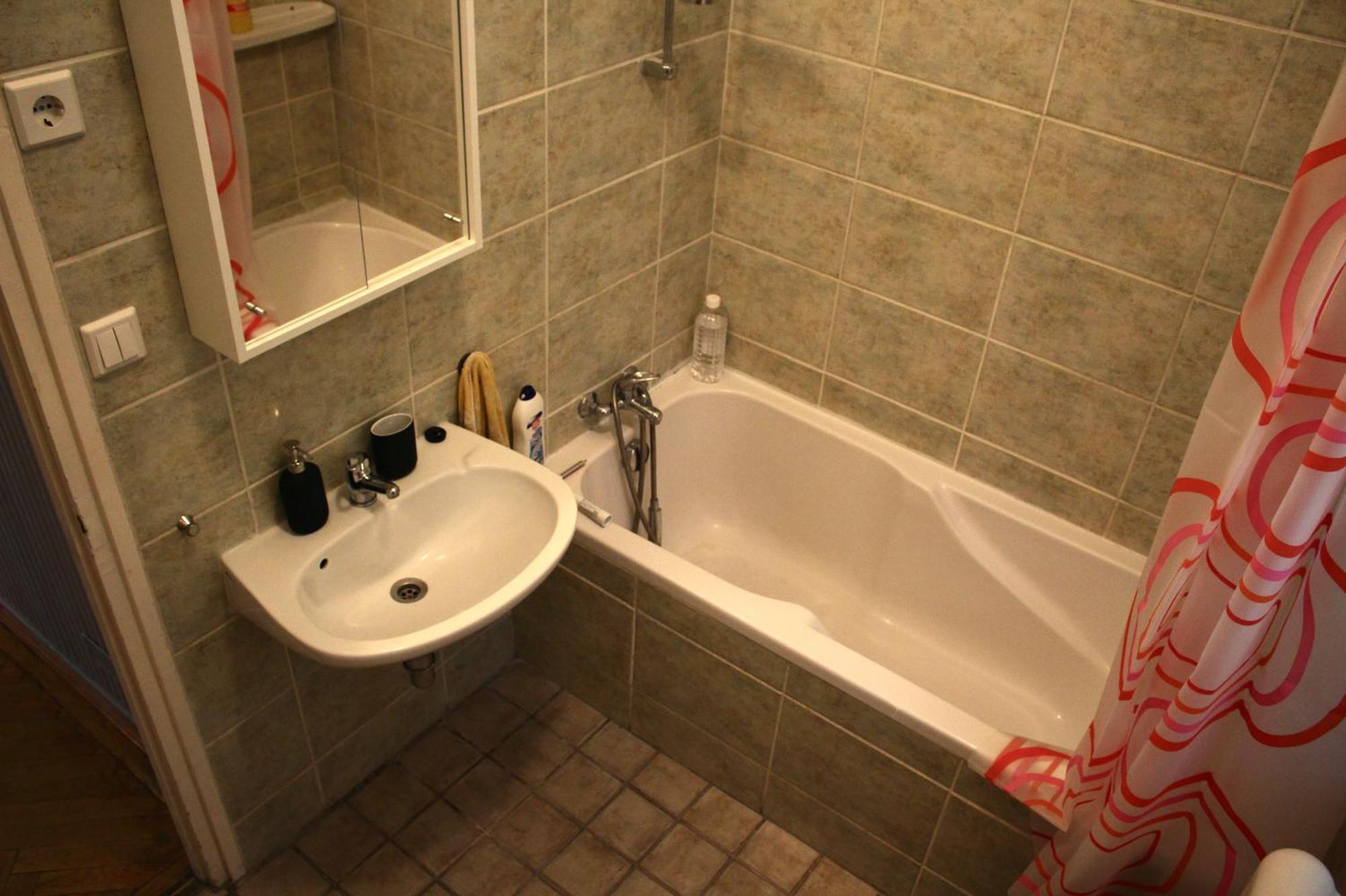 Castle Stallion Apartment บูดาเปสต์ ภายนอก รูปภาพ